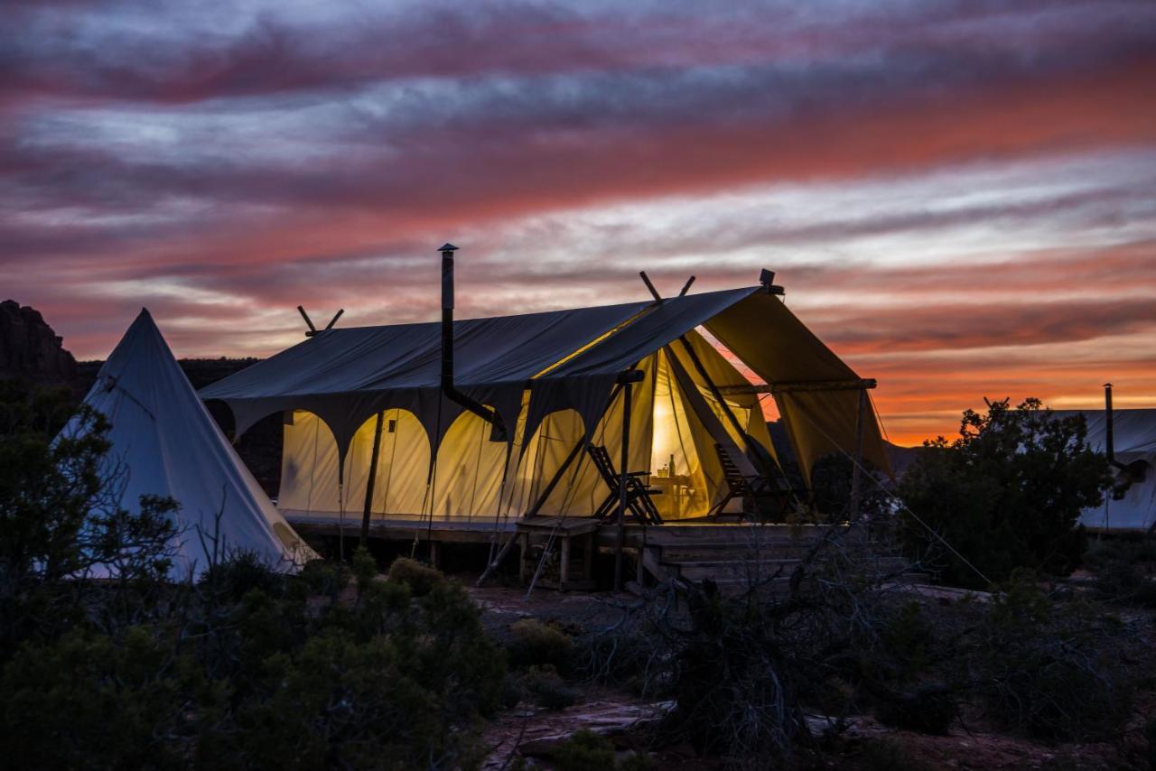 Under Canvas โมอาบ ภายนอก รูปภาพ