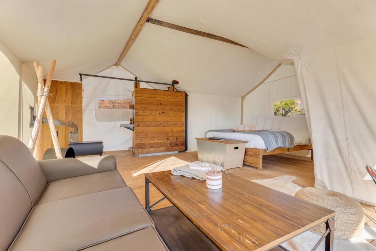 Under Canvas โมอาบ ภายนอก รูปภาพ