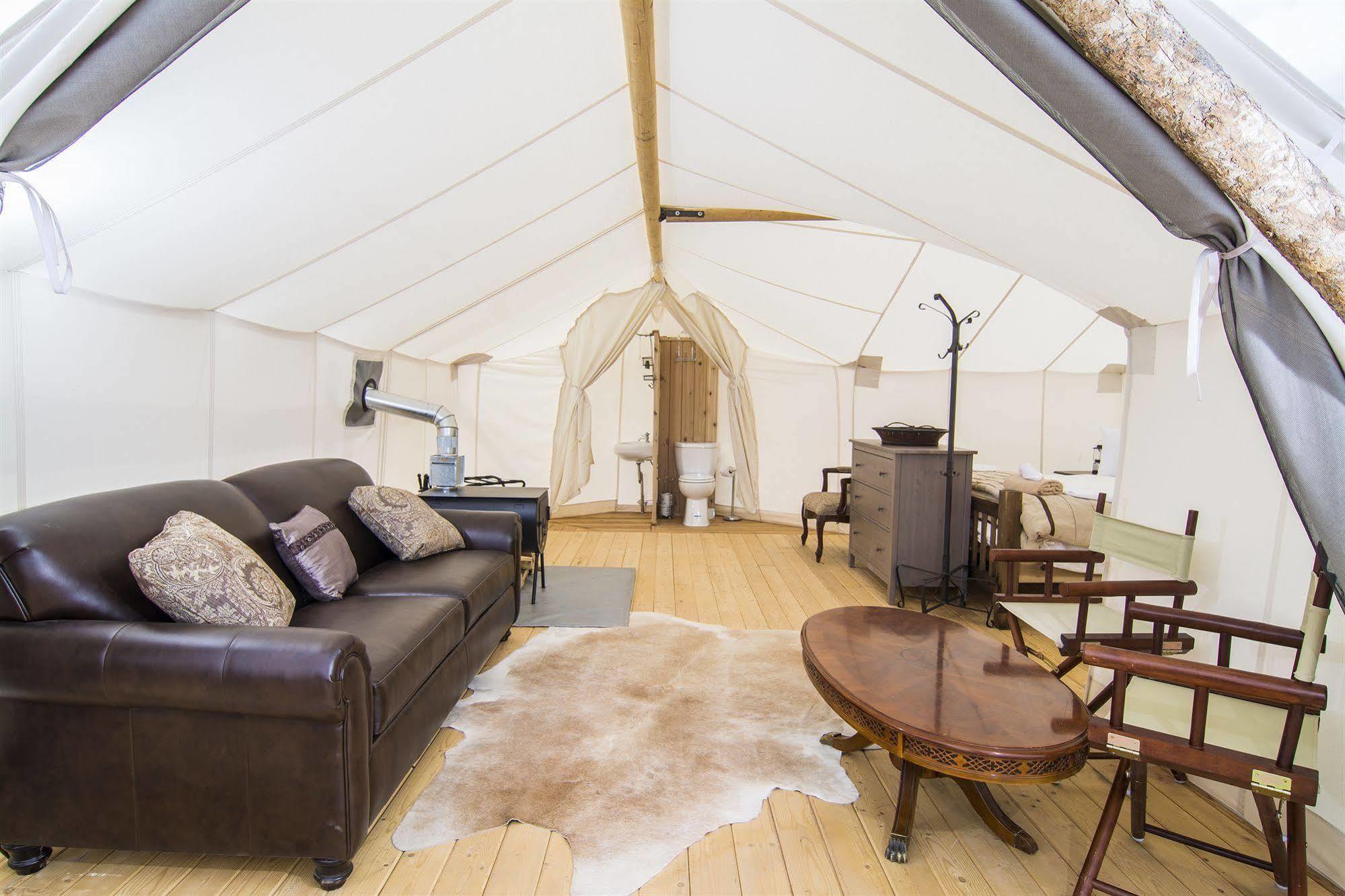 Under Canvas โมอาบ ภายนอก รูปภาพ