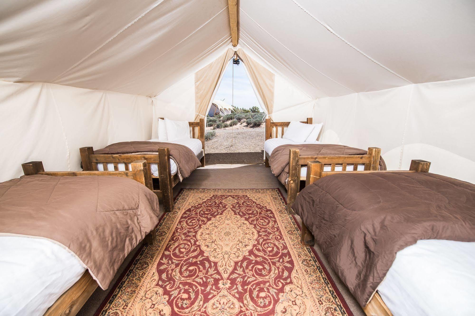 Under Canvas โมอาบ ภายนอก รูปภาพ