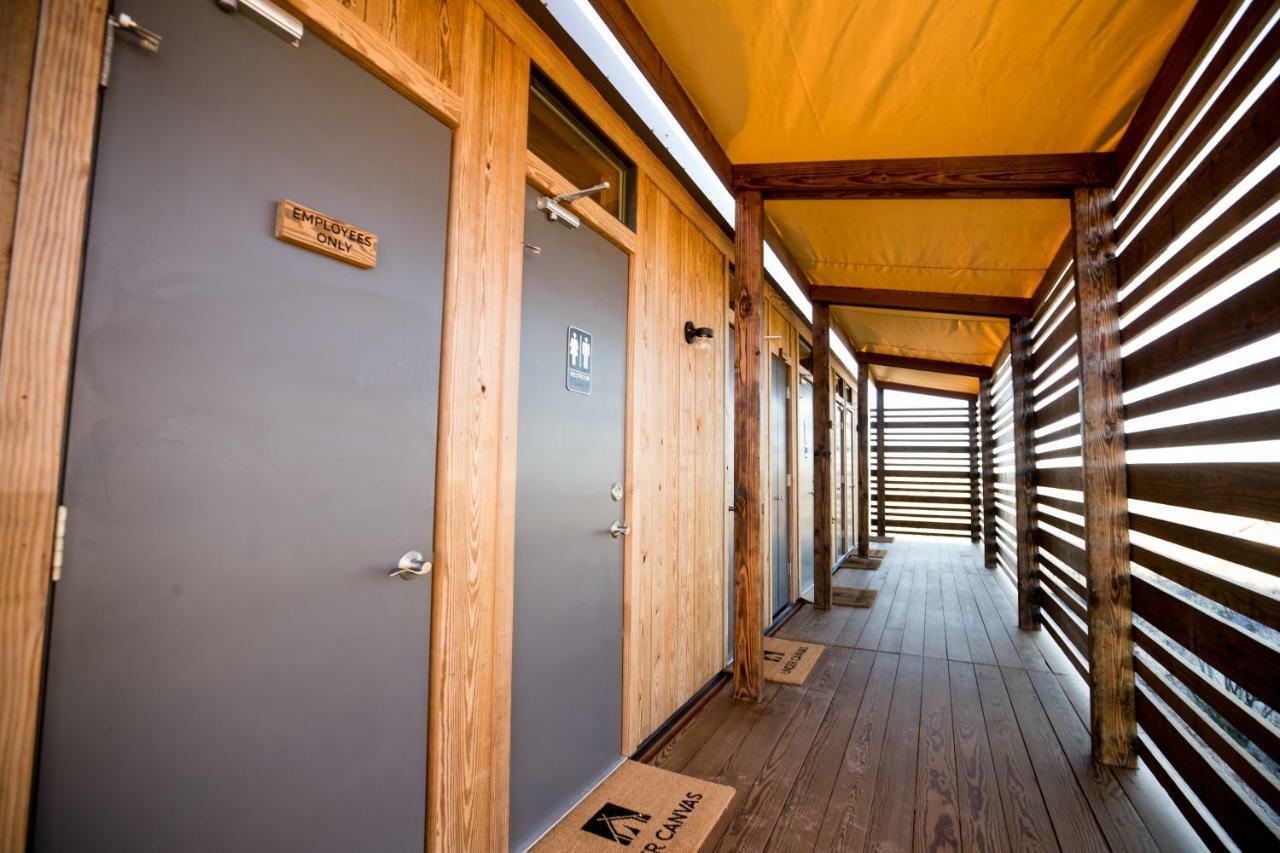 Under Canvas โมอาบ ภายนอก รูปภาพ